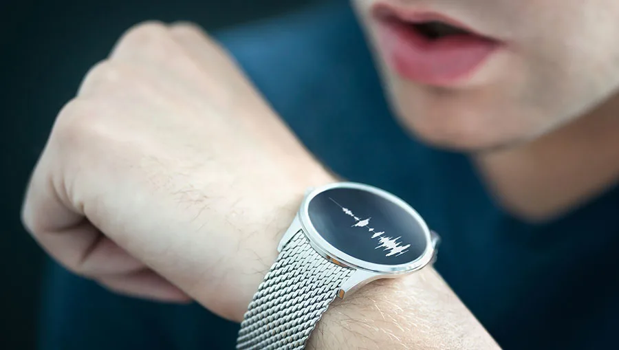 Smartwatch with audio online recording