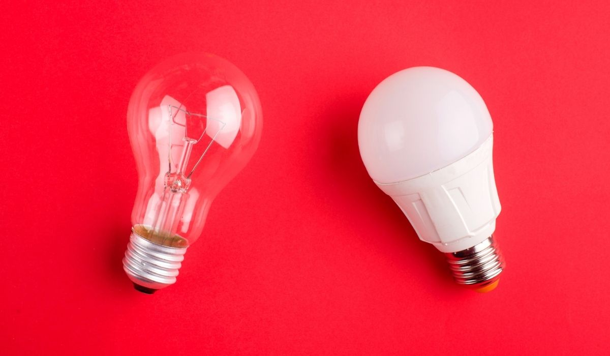 Can You Mix LED and Incandescent Lights In The Same Fixture?