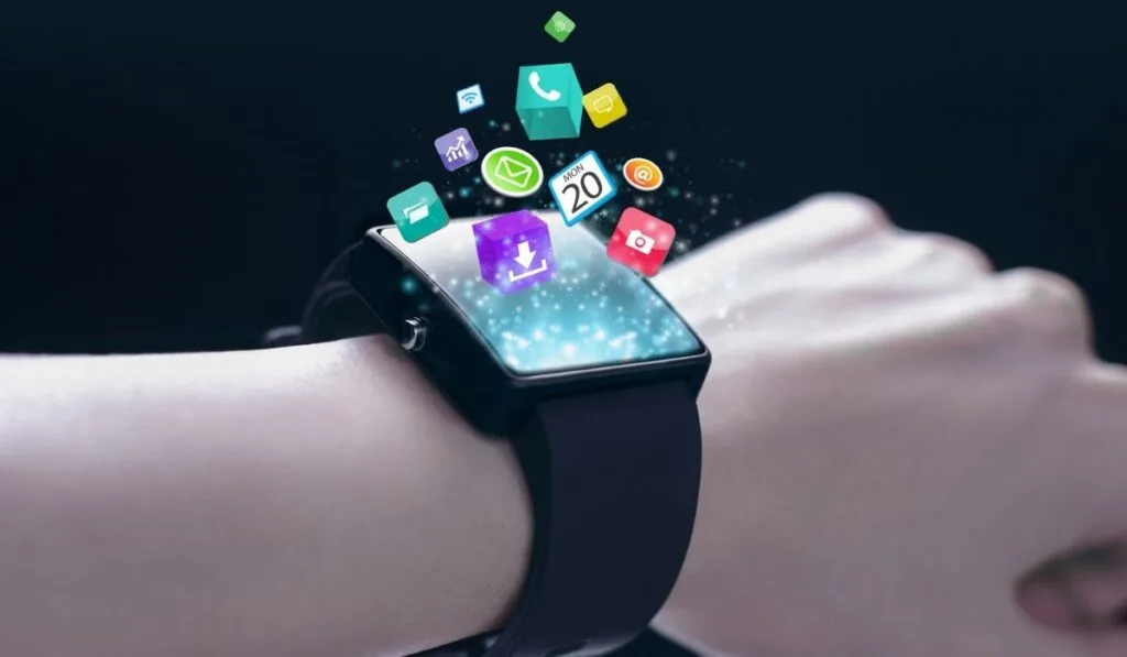 Application icons with smartwatch