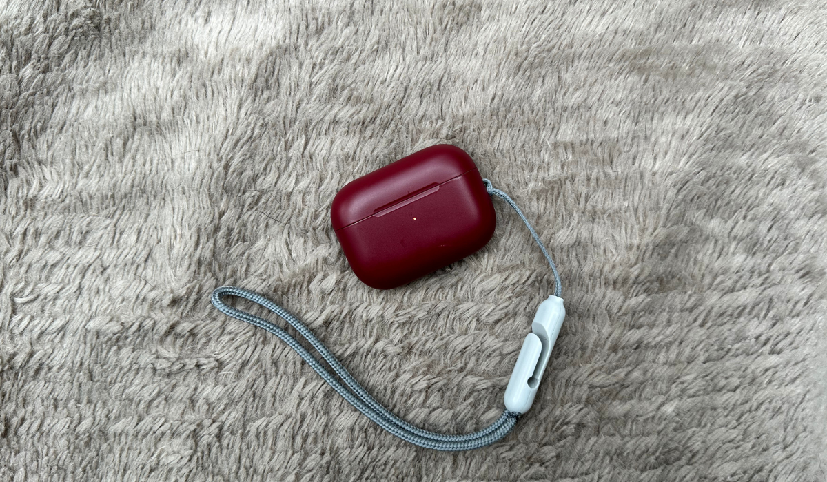 How Can You Track Lost or Stolen AirPods? Sorta Techy