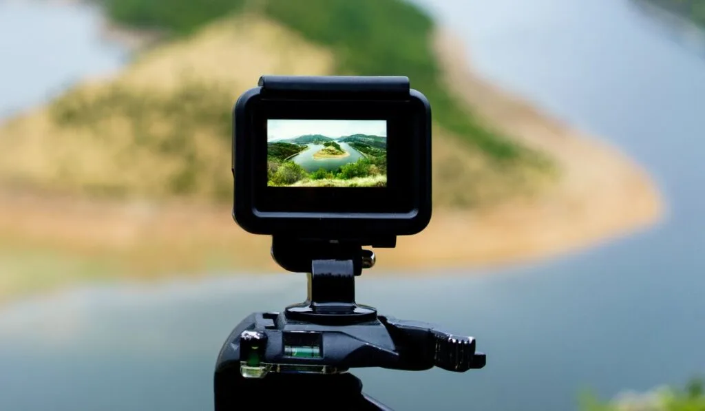 what is loop recording in action camera