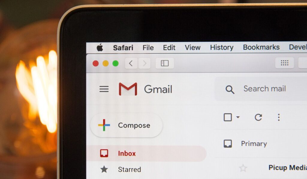 Gmail на ноутбуке