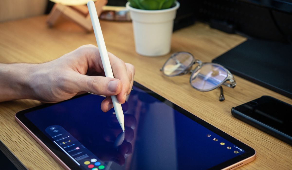Apple Pencil Compatible iPads: Which iPad Do You Need?