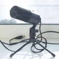 Remote microphone with USB port