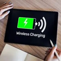 Wireless charging icons and progress bar on device screen