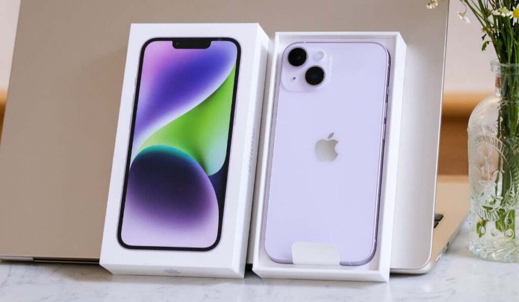 Apple iPhone 14 Purple