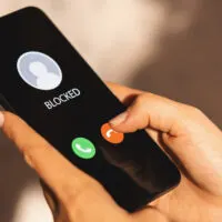 Blocked phone number on incoming call