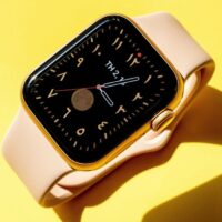 Apple watch series 5 gold with pink band