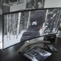 Curved monitor