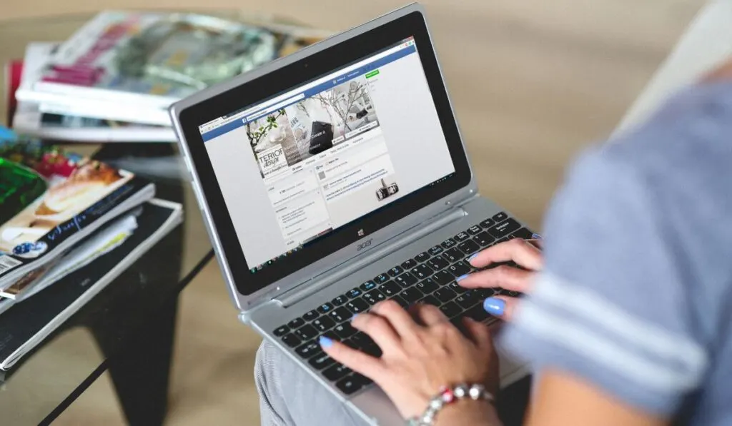 Women typing on the notebook